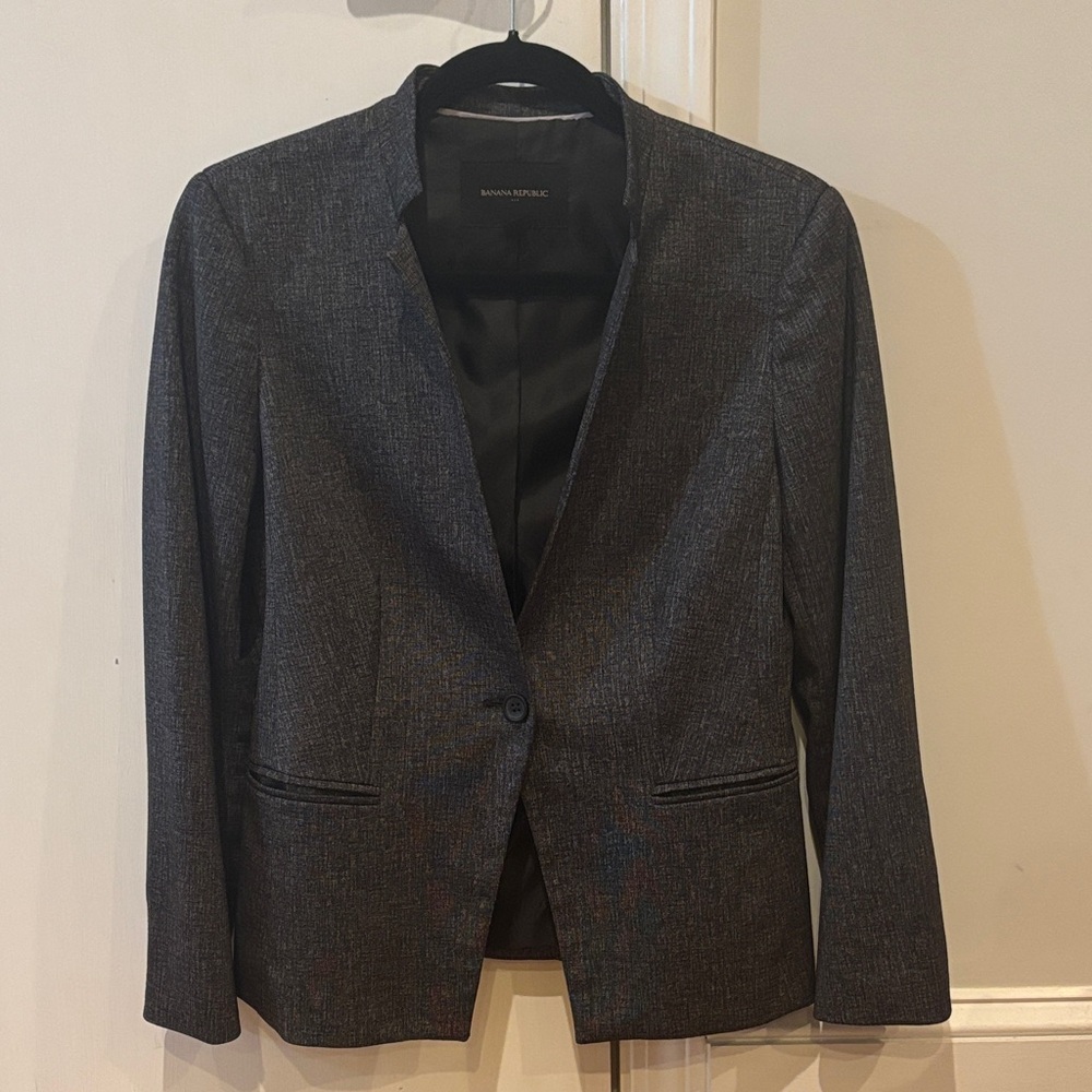 Women’s Banana Republic Black Patterned Blazer